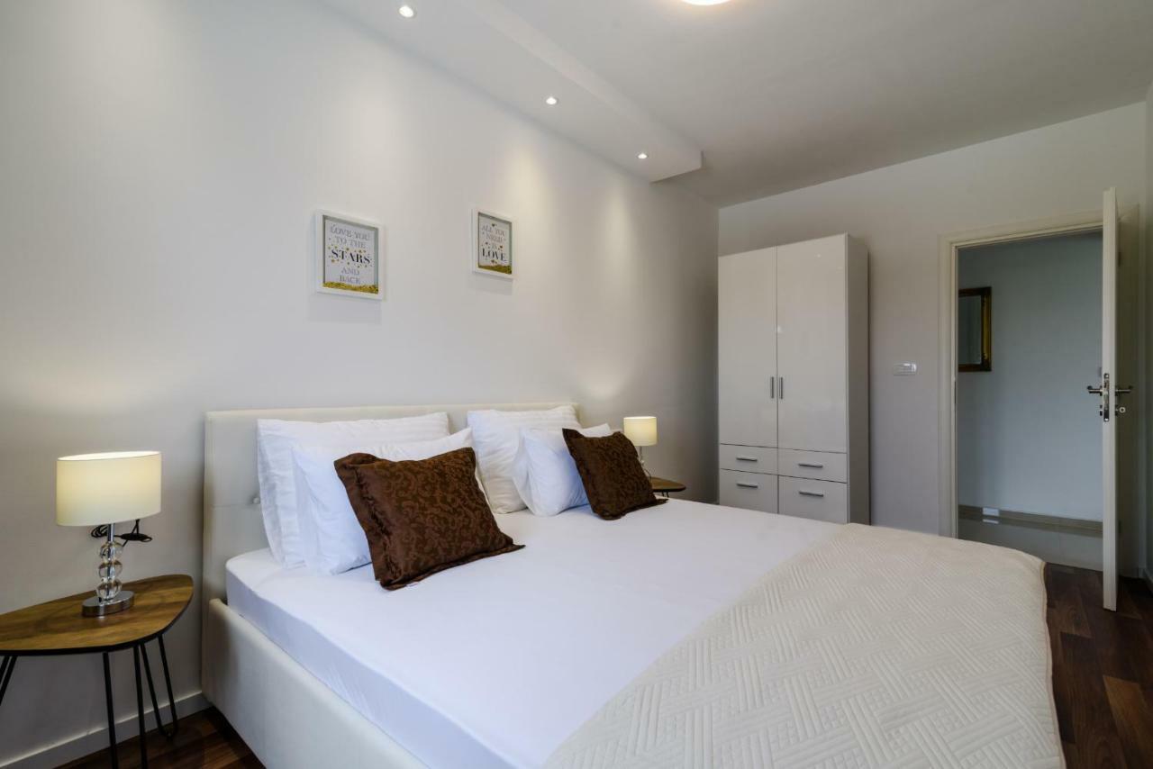 Villa Apartments Aa 1 Trogir Dış mekan fotoğraf